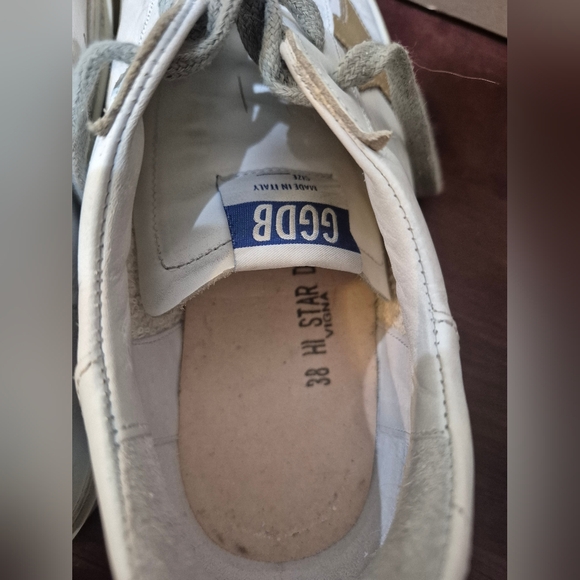 Golden Goose Super Star Womens Sneaker Size 38 New Condition - Picture 8 of 9